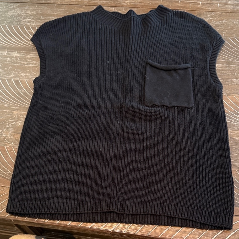 PrettyGarden sleeveless sweater